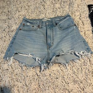 Abercrombie & Fitch, The Mom Short High Rise Curve Love denim shorts, size 26